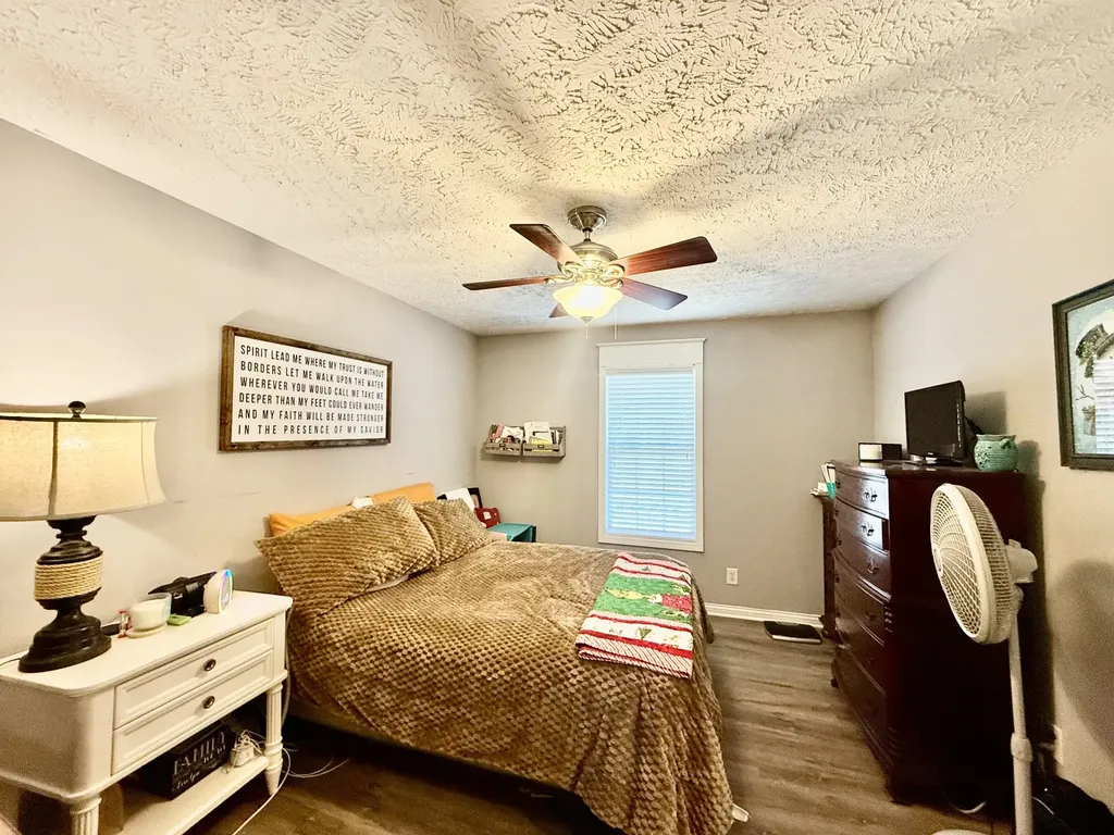 1315 N Lynn Drive Lebanon TN 37087