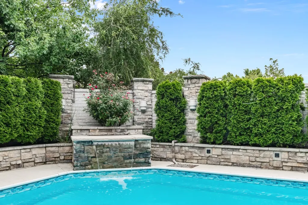 1 Warwick Lane Nashville TN 37205