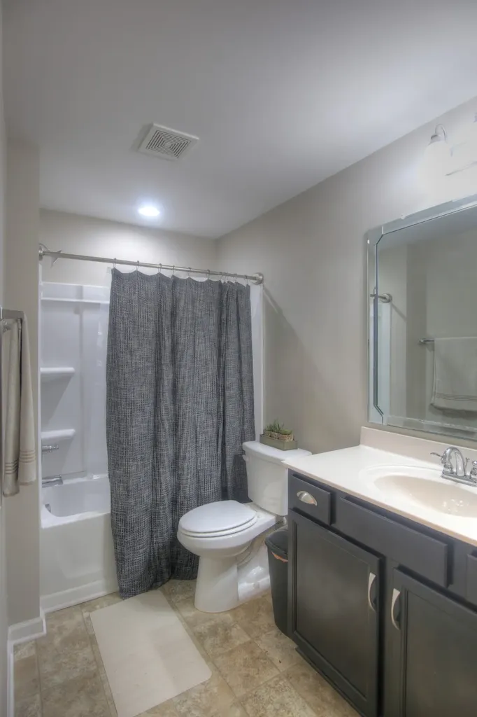 395 Devon Chase Hill Gallatin TN 37066