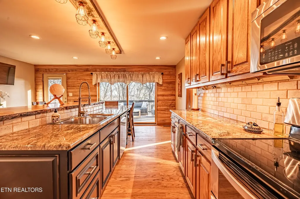 11104 Poplar Ridge Road Knoxville TN 37932
