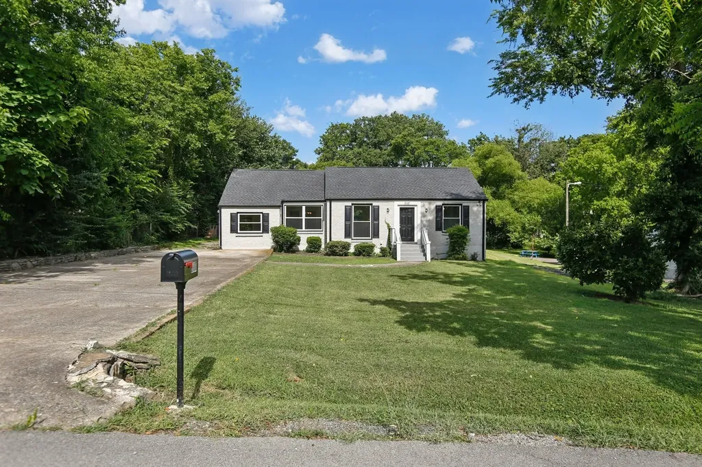 2117 Scott Avenue Nashville TN 37216