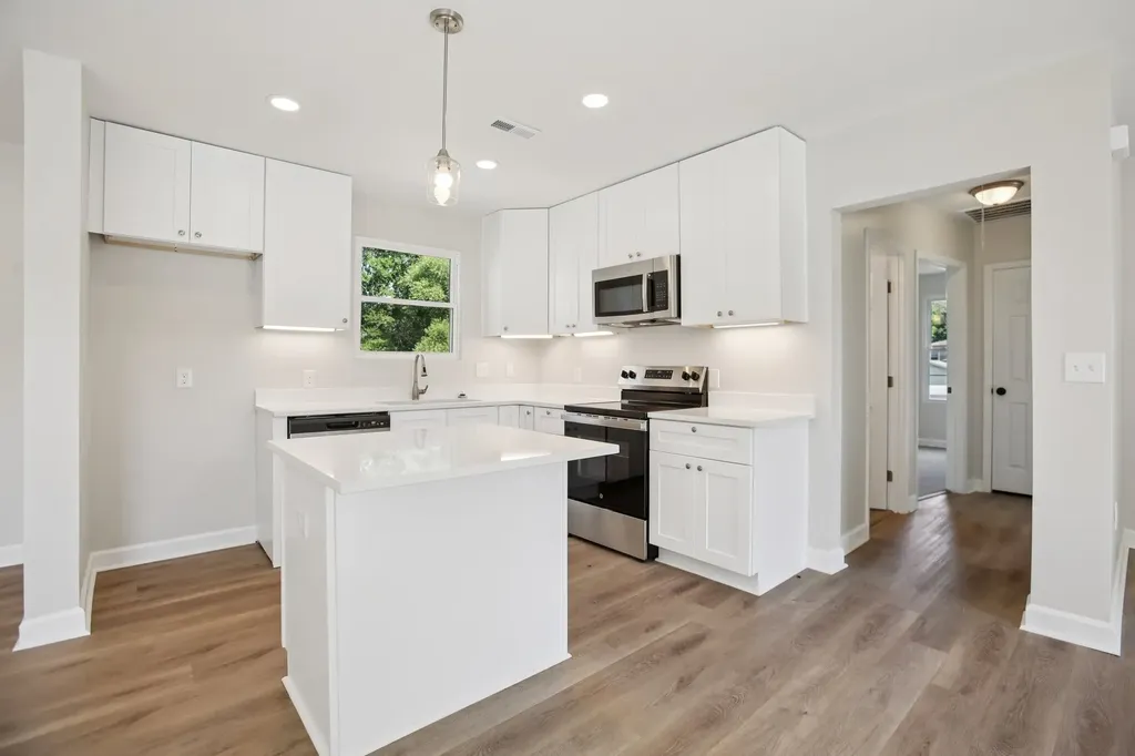 2117 Scott Avenue Nashville TN 37216
