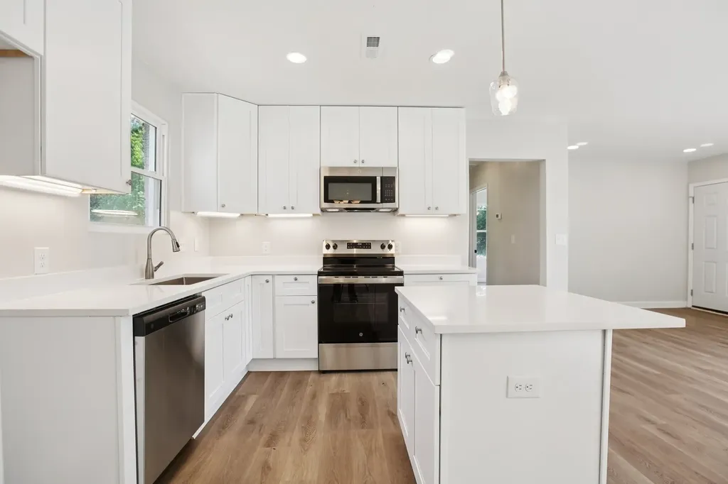 2117 Scott Avenue Nashville TN 37216