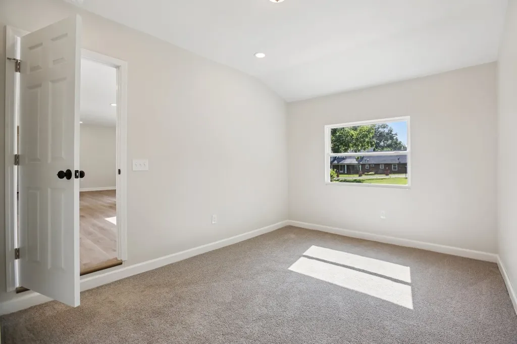 2117 Scott Avenue Nashville TN 37216