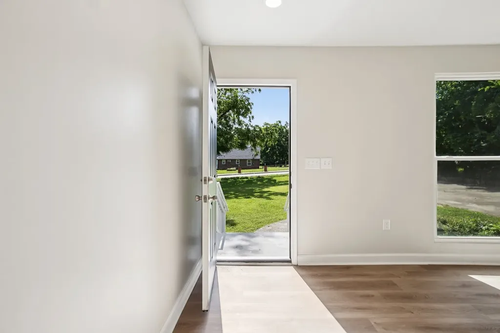 2117 Scott Avenue Nashville TN 37216