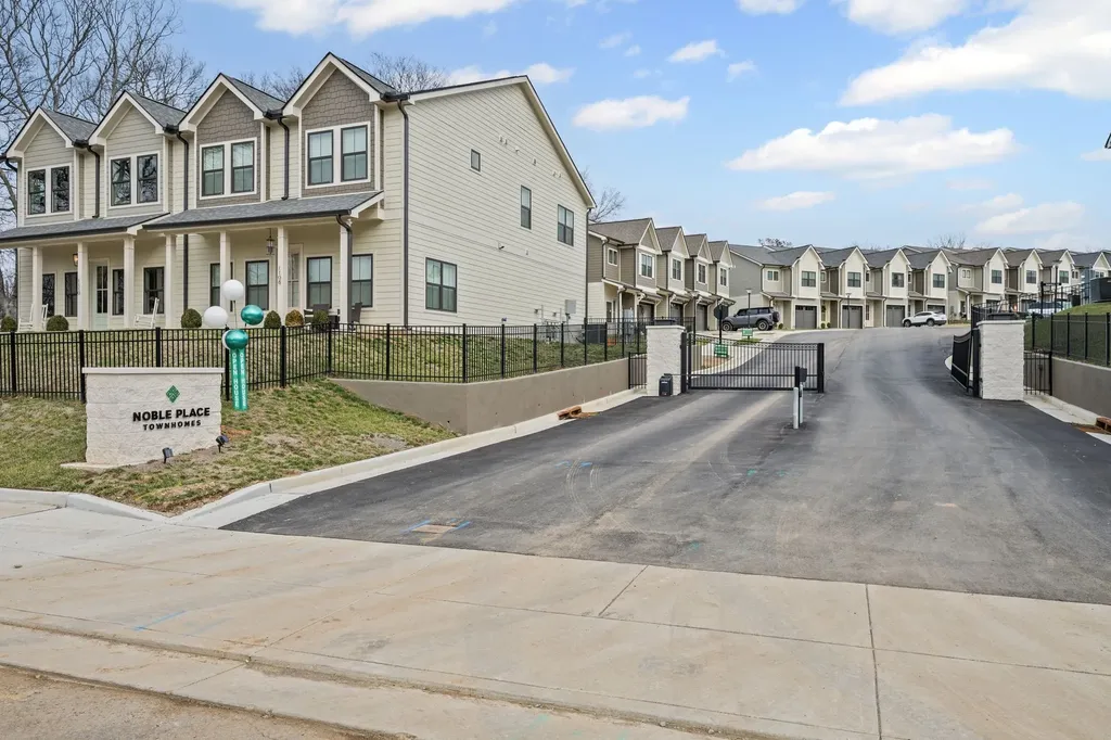 1034 Noble Loop Nashville TN 37211