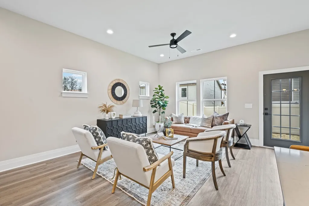 1034 Noble Loop Nashville TN 37211