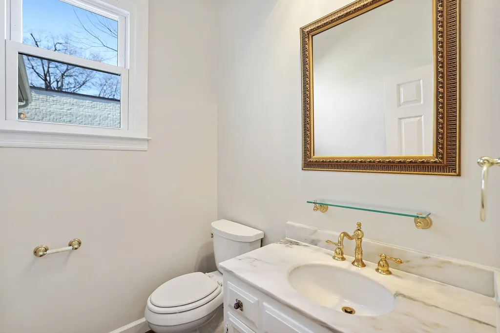 103 Adams Park Nashville TN 37205