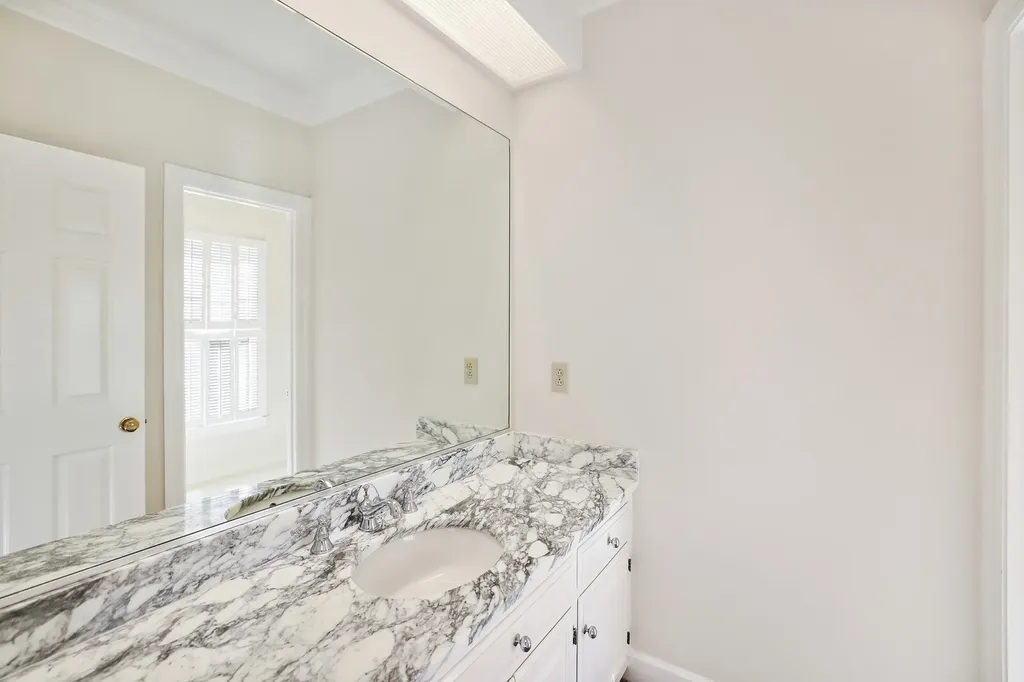 103 Adams Park Nashville TN 37205