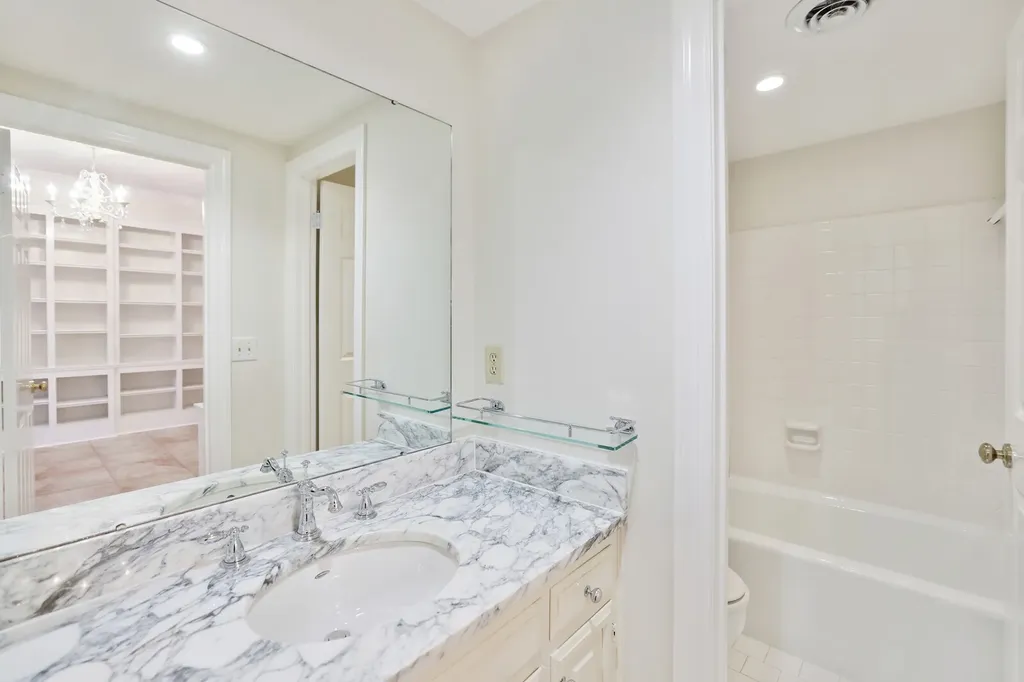 103 Adams Park Nashville TN 37205