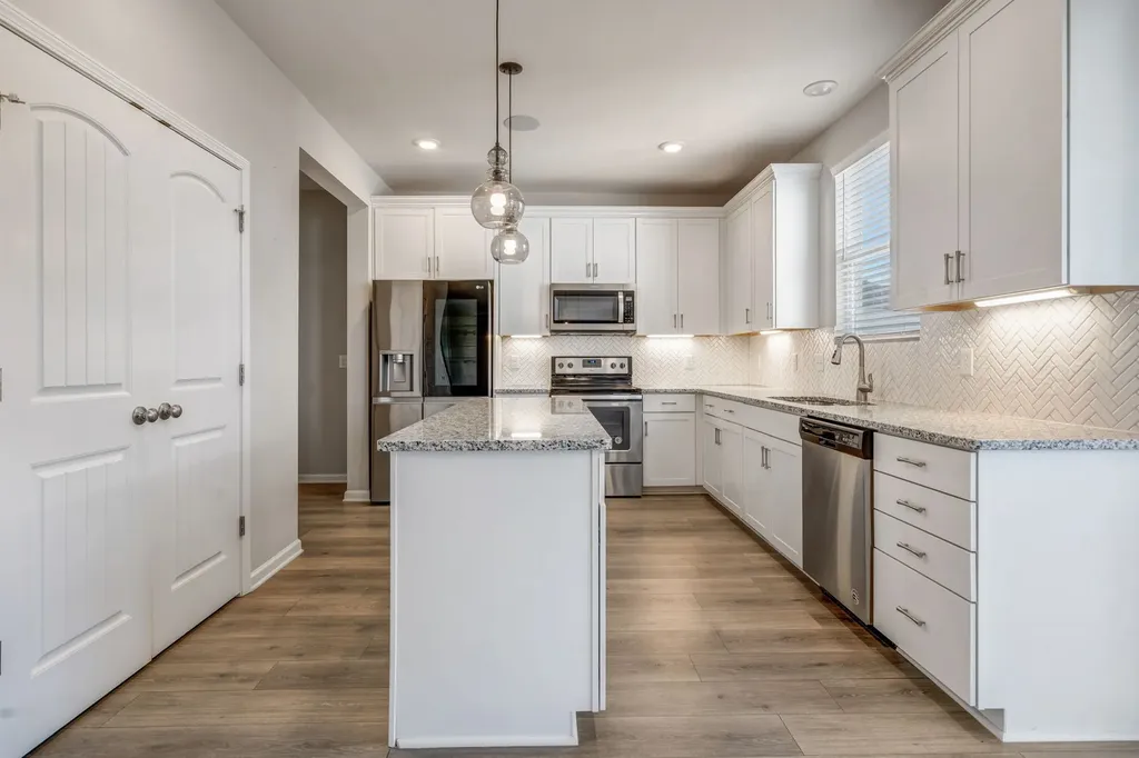 2861 Meadow Glen Circle Mount Juliet TN 37122