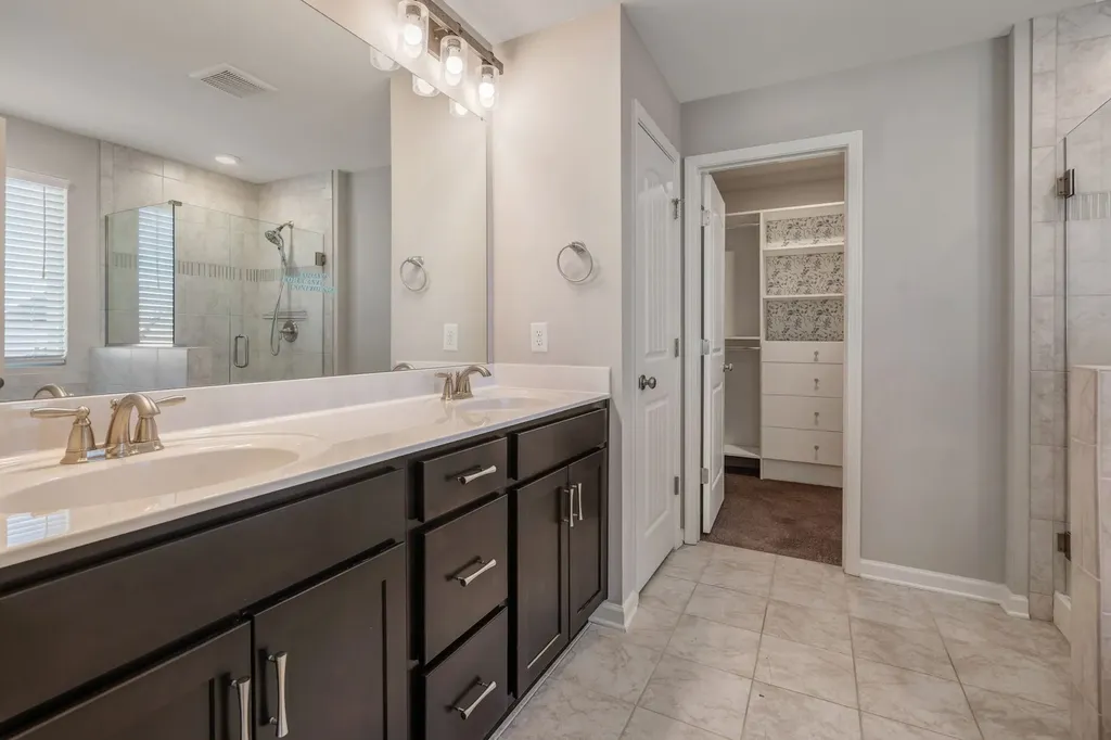 2861 Meadow Glen Circle Mount Juliet TN 37122