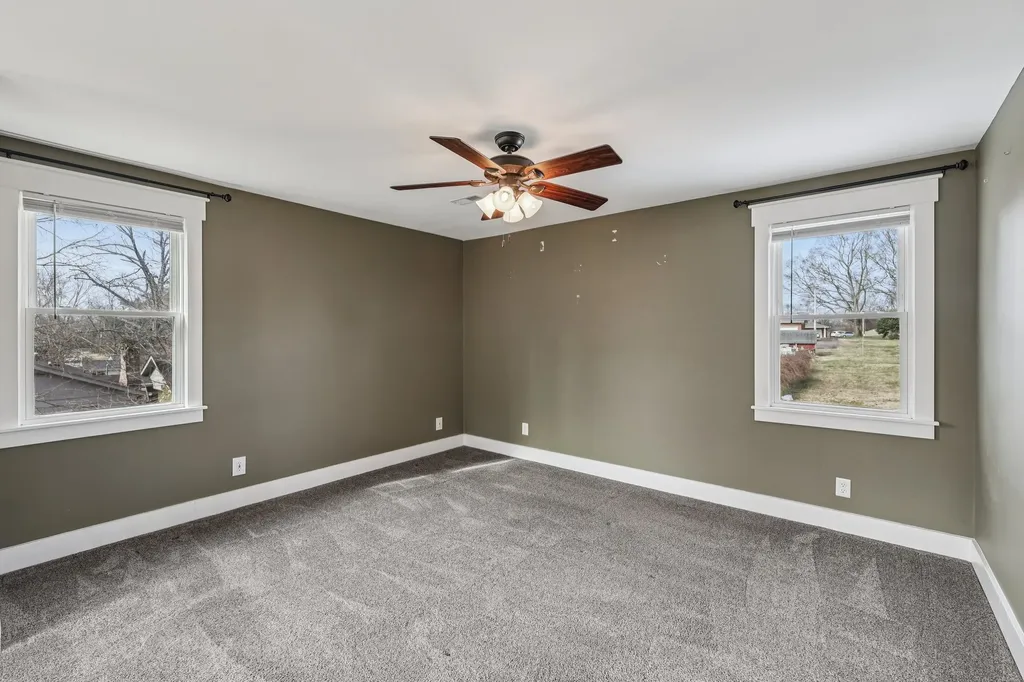 4002 Trotwood Avenue Columbia TN 38401
