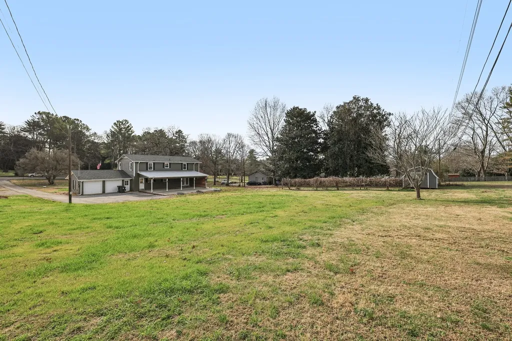 4002 Trotwood Avenue Columbia TN 38401