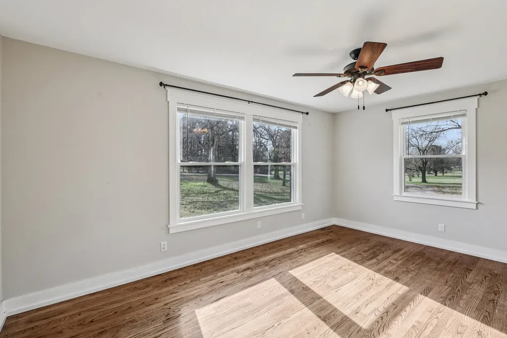 4002 Trotwood Avenue Columbia TN 38401