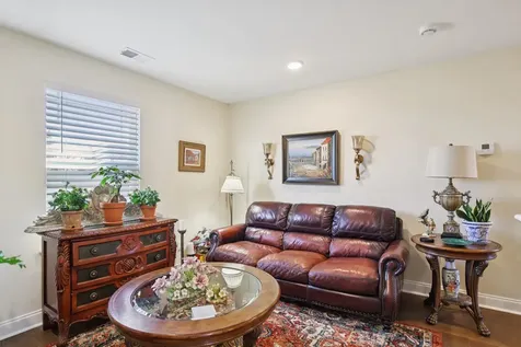 1010 Addler Drive Springfield TN 37172