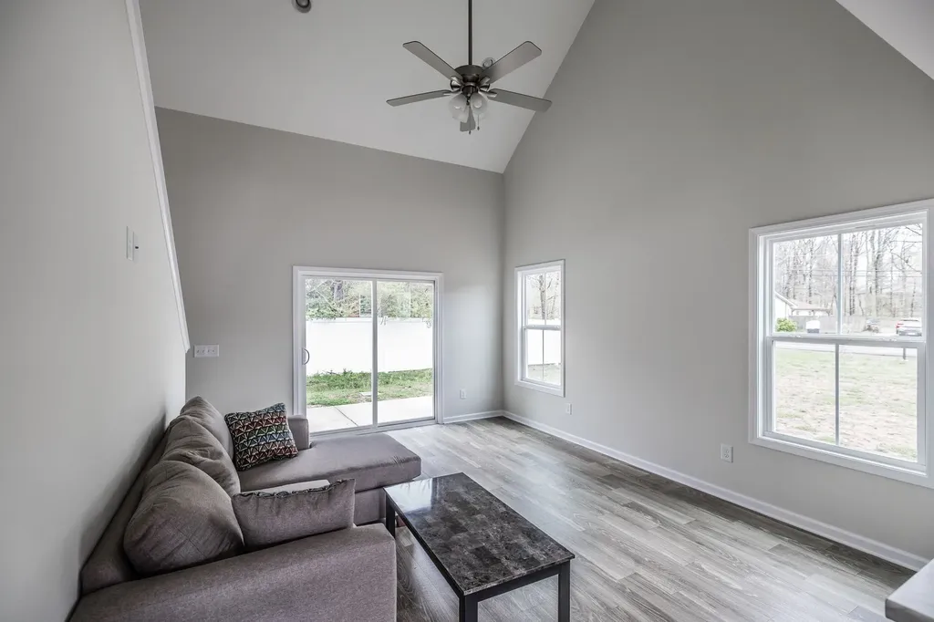 100 Billy Robb Street Greenbrier TN 37073