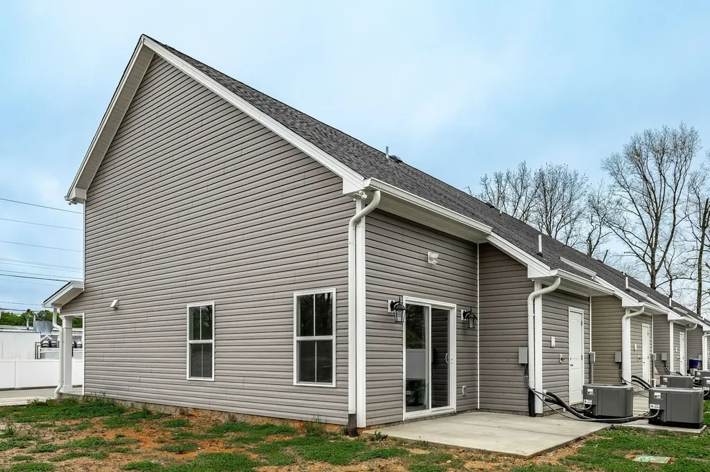 100 Billy Robb Street Greenbrier TN 37073