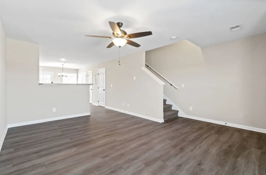1128 Ziva Lane Clarksville TN 37040