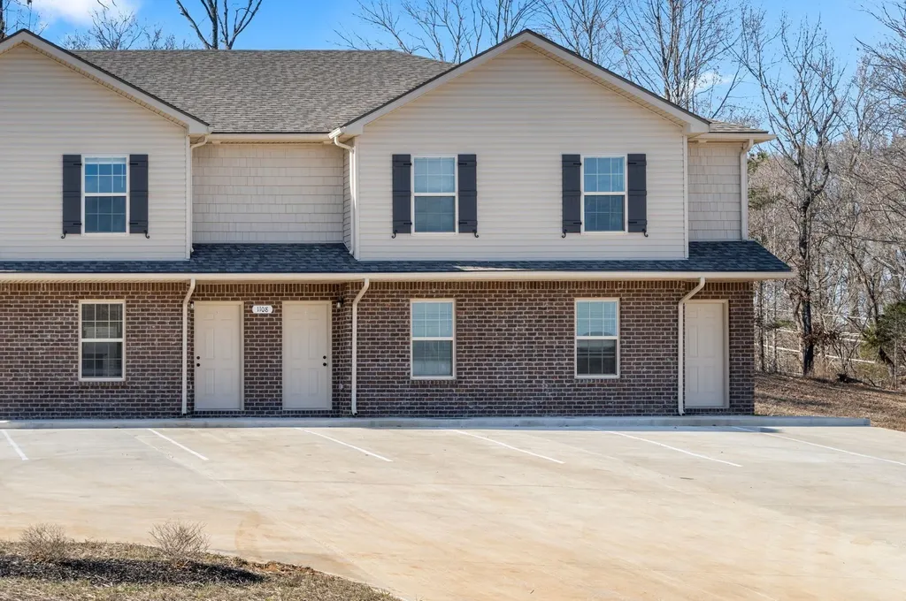 1128 Ziva Lane Clarksville TN 37040