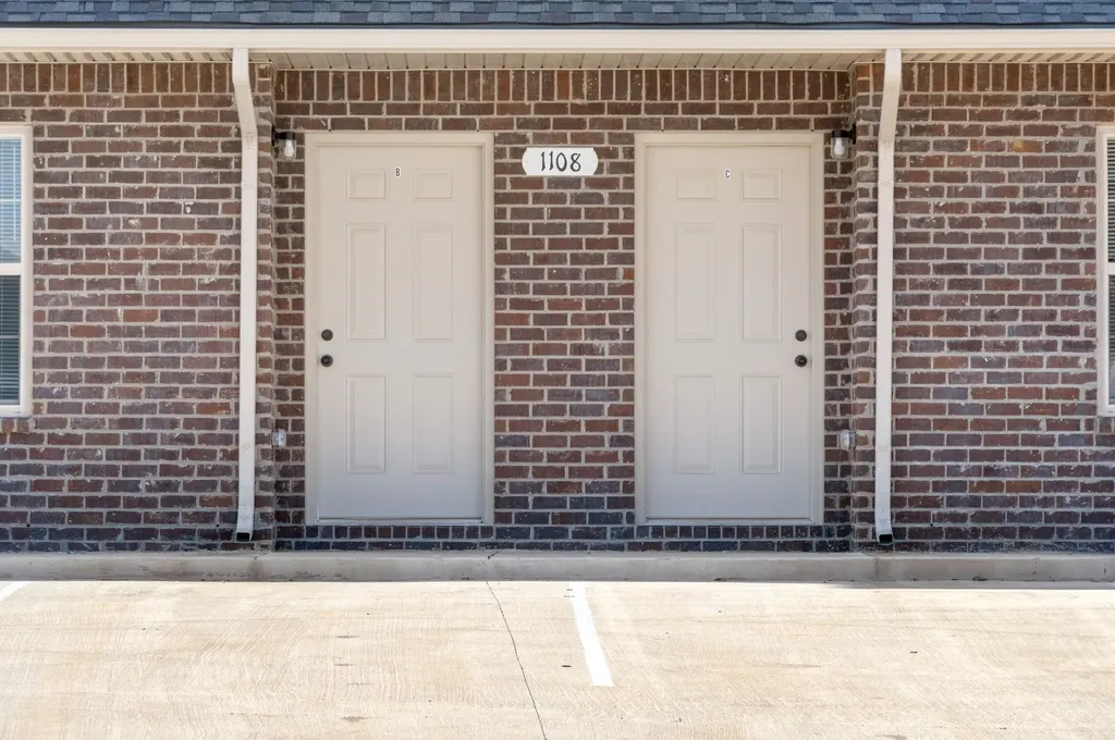 1128 Ziva Lane Clarksville TN 37040