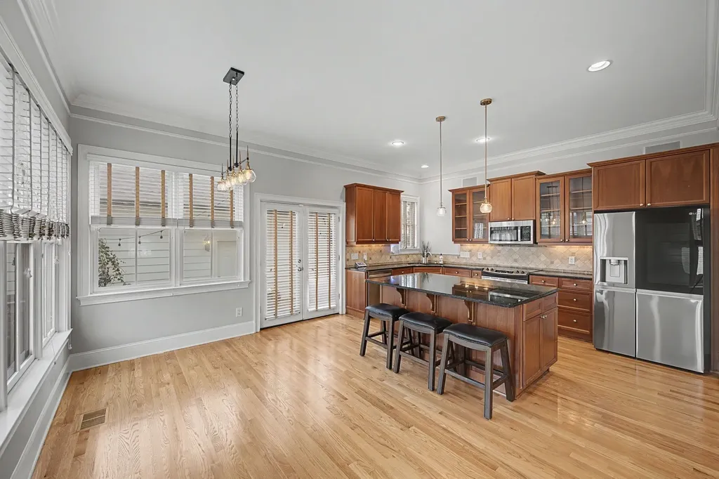 2102B Sharondale Drive Nashville TN 37215