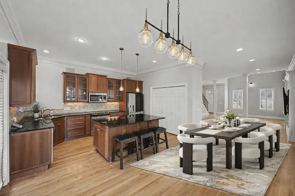 2102B Sharondale Drive Nashville TN 37215