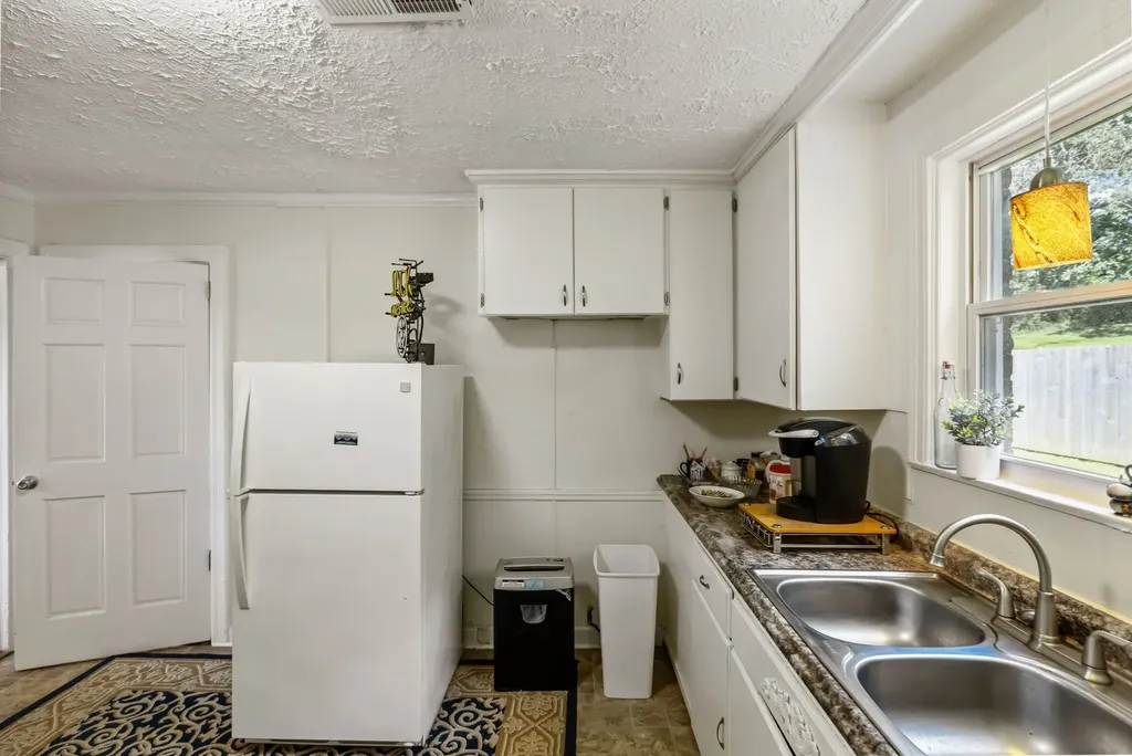 1201 S Graycroft Avenue Madison TN 37115