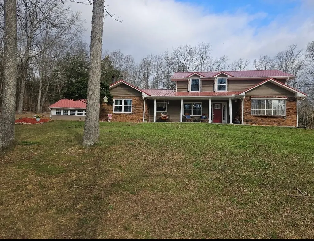 10819 Highway 13 Cumberland City TN 37050