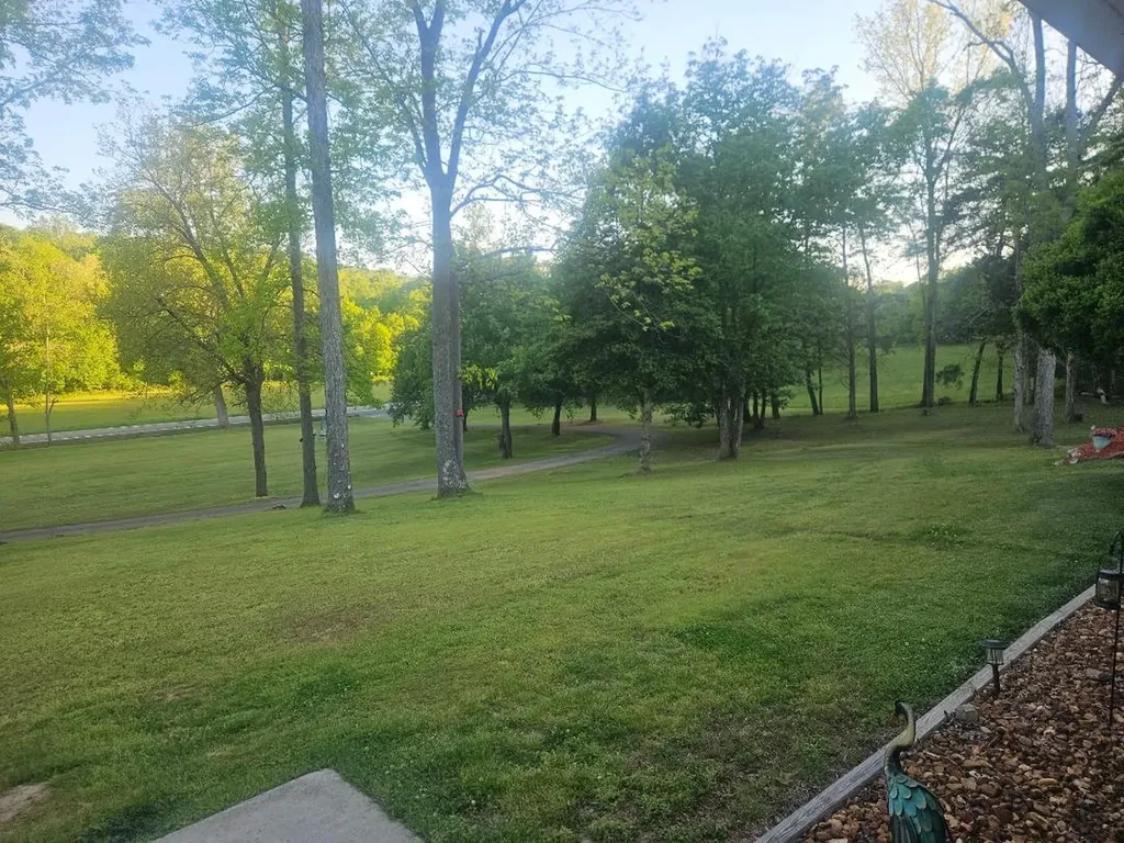 10819 Highway 13 Cumberland City TN 37050