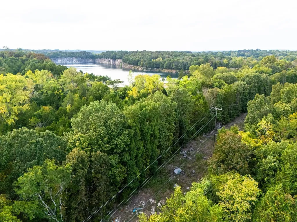 1054 Quarry Road Mount Juliet TN 37122