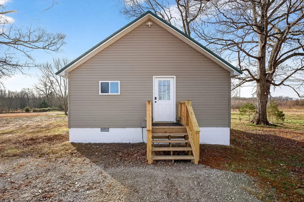 884 Swamp Road Mcminnville TN 37110
