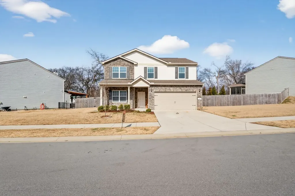 2128 Houston Bend Lebanon TN 37087