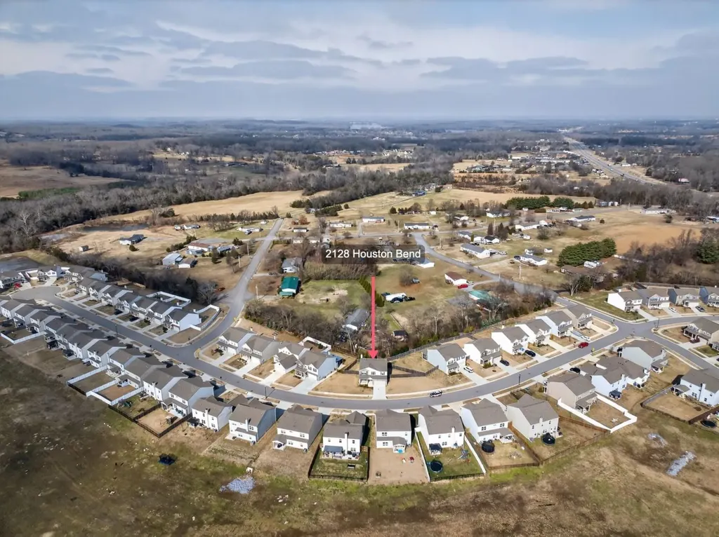 2128 Houston Bend Lebanon TN 37087