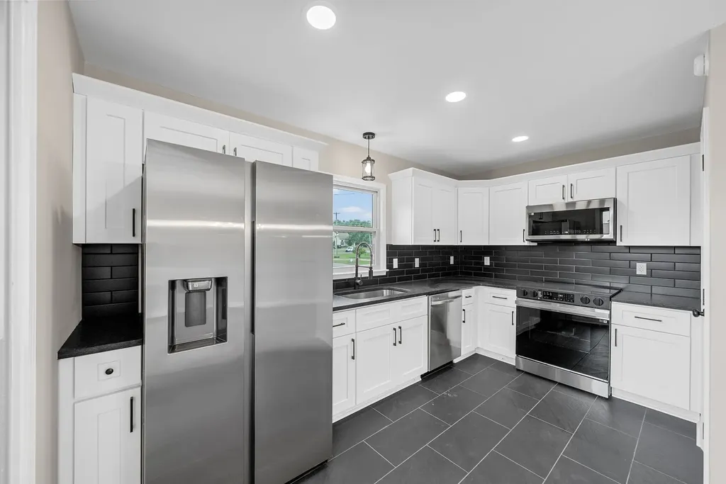 2161 Amadeus Drive Clarksville TN 37040