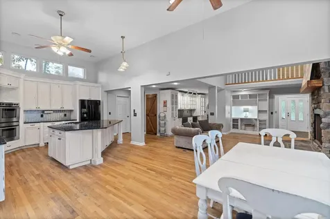 9100 Tennga Lane Chattanooga TN 37421