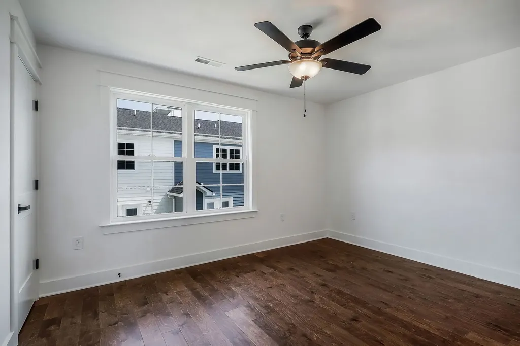 209 S High Street Mcminnville TN 37110