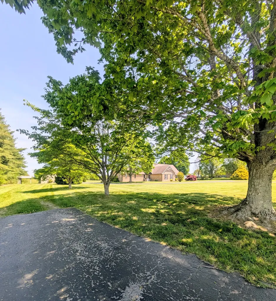 1080 Bybee Branch Road Mcminnville TN 37110