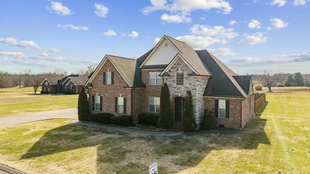 1000 Clay Place Lebanon TN 37087