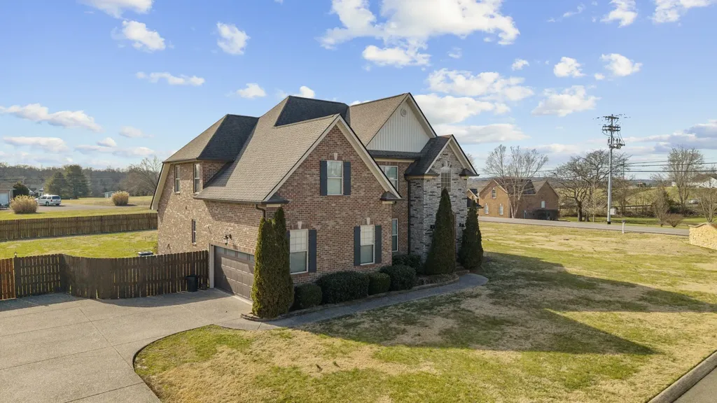 1000 Clay Place Lebanon TN 37087