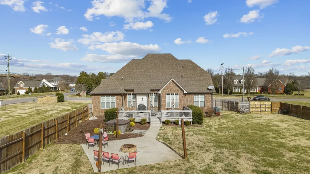 1000 Clay Place Lebanon TN 37087