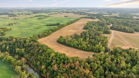 12 Sturgeon Creek Road Cedar Hill TN 37032