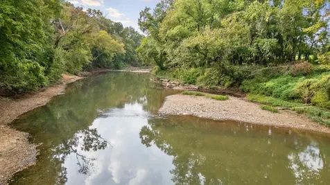 12 Sturgeon Creek Road Cedar Hill TN 37032