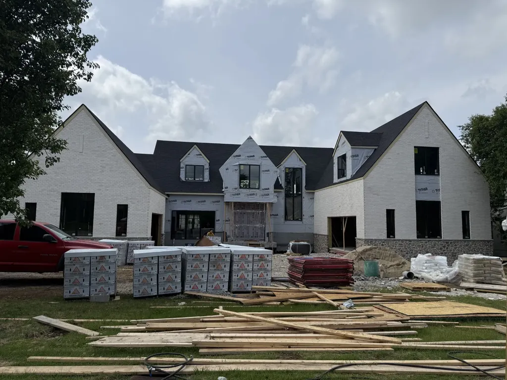 6011 Don Allen Avenue Nashville TN 37205