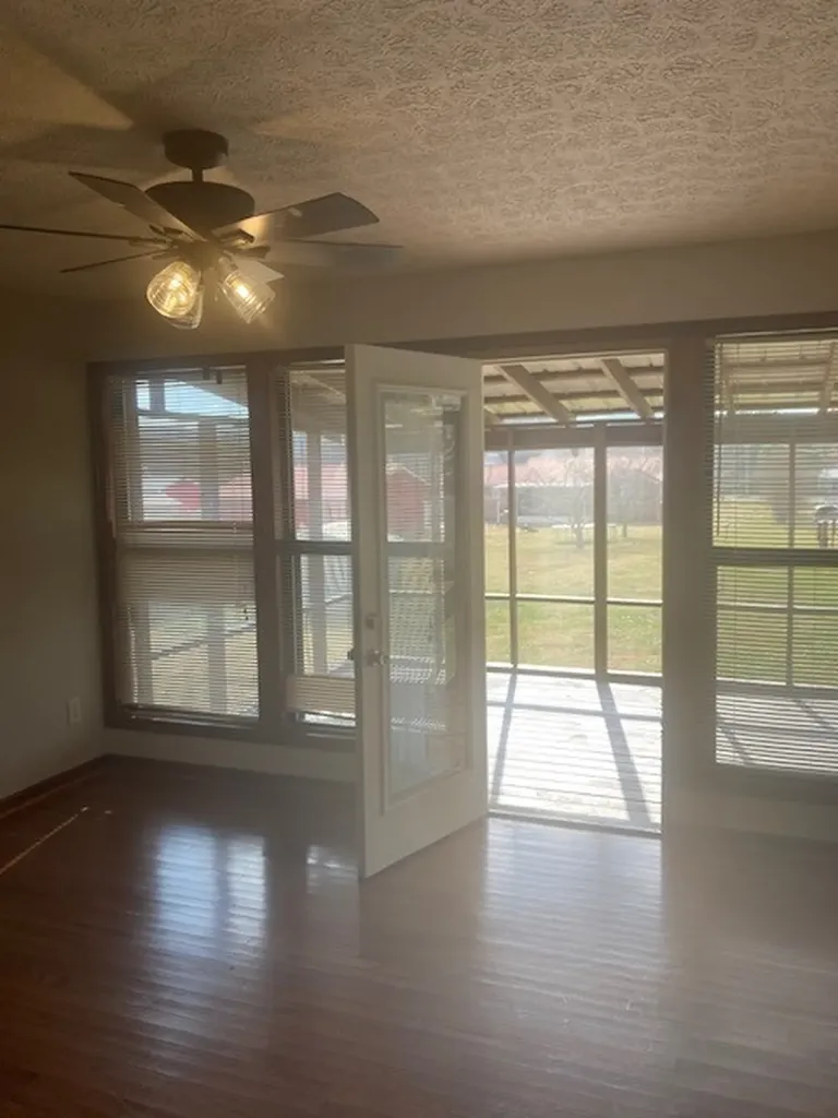 104 Wallace Street Woodbury TN 37190