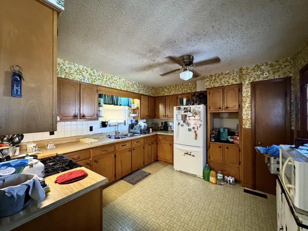 794 Kemmer Road Spring City TN 37381