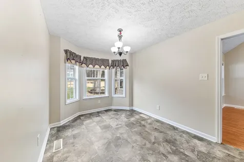 992 Sumerset Circle Lewisburg TN 37091