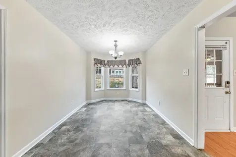992 Sumerset Circle Lewisburg TN 37091