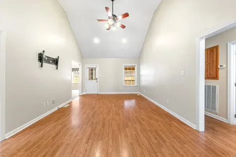 992 Sumerset Circle Lewisburg TN 37091