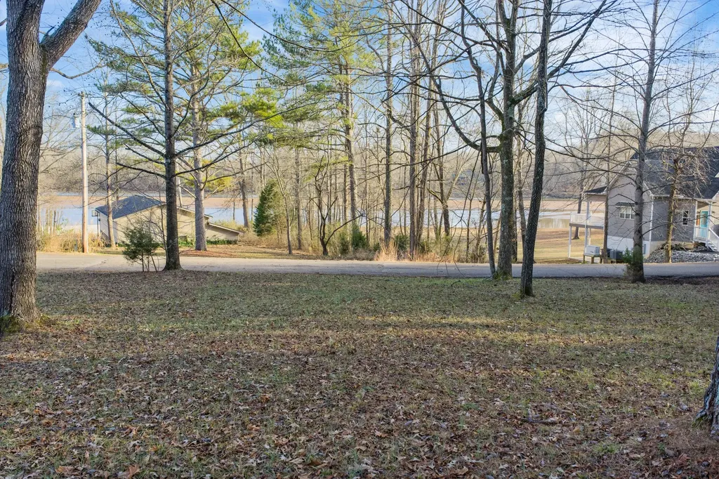 90 Arrowhead Circle Parsons TN 38363